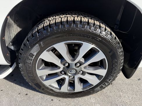 Used 2019 Toyota Sequoia Limited image 11