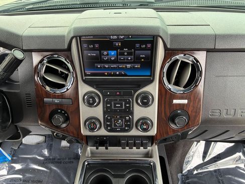 Used 2016 Ford F250 Lariat w/ Chrome Package AWD/4WD image 22