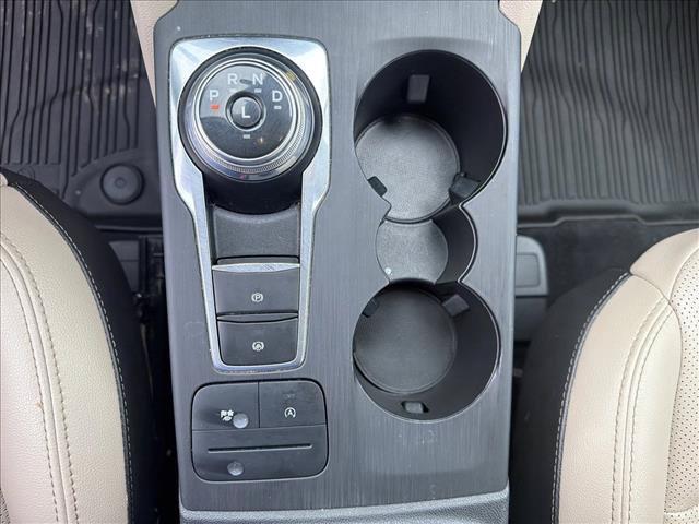 Used 2020 Ford Escape SEL FWD image 16