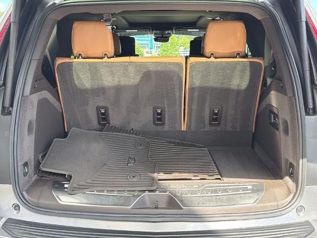Used 2021 Cadillac Escalade Sport w/ Driver Assist Tech Package AWD/4WD image 18
