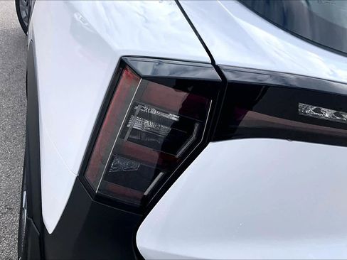 New 2026 Nissan Kicks S image 12