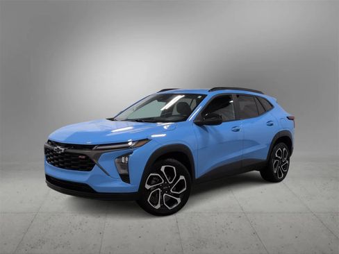 Used 2024 Chevrolet Trax RS w/ Sunroof Package image 1