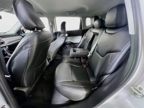 Used 2022 Jeep Compass Limited w/ Elite Group image 24