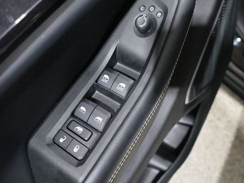 Used 2021 Jeep Grand Cherokee L Laredo image 13