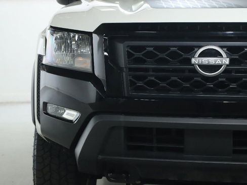 Certified 2024 Nissan Frontier SV w/ Hardbody Edition AWD/4WD image 7