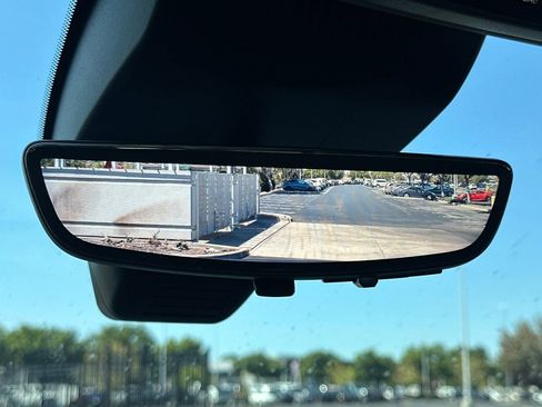 Used 2025 GMC Sierra 1500 Denali w/ Denali Reserve Package image 24