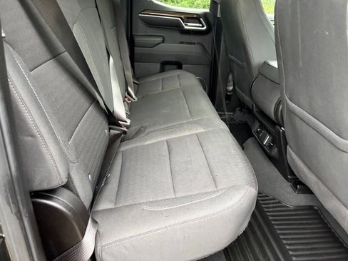 Used 2025 Chevrolet Silverado 1500 LT AWD/4WD image 36