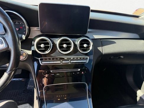 Used 2016 Mercedes-Benz C 300 4MATIC Sedan image 11