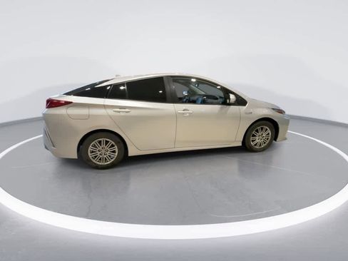 Certified 2021 Toyota Prius Prime Limited image 9