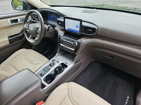 Used 2020 Ford Explorer Platinum AWD/4WD image 14