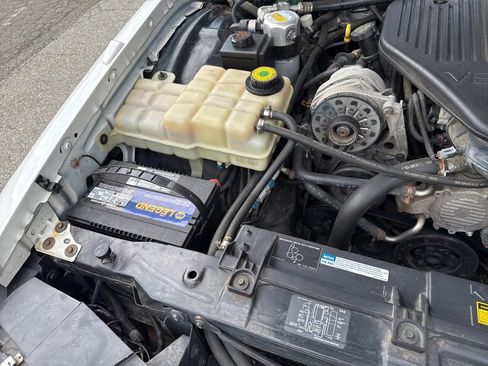 Used 1995 Cadillac Fleetwood Brougham image 40