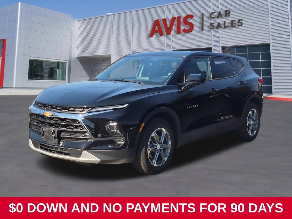 Used 2025 Chevrolet Blazer LT AWD/4WD image 1