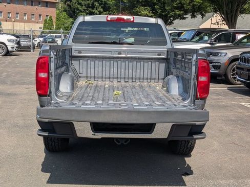 Used 2018 Chevrolet Colorado W/T RWD image 27