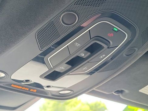 Used 2025 Audi RS Q8 performance image 28