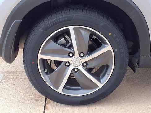 Used 2022 Honda HR-V EX-L image 25