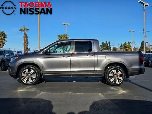 Used 2017 Honda Ridgeline RTL image 2