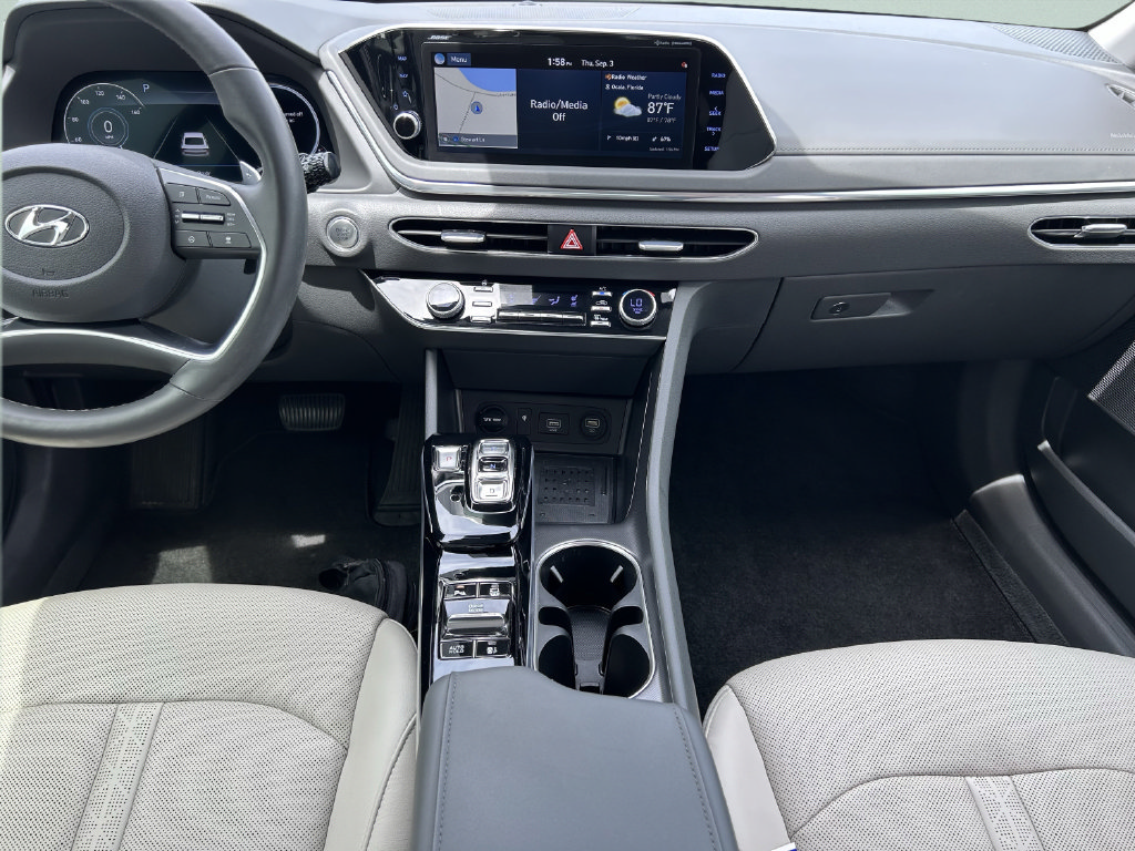 Used 2020 Hyundai Sonata Limited FWD image 19