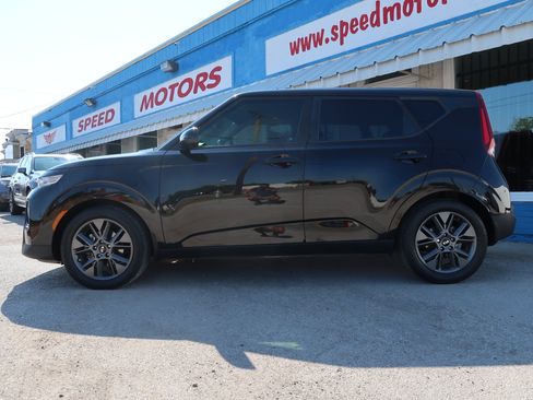 Used 2020 Kia Soul EX FWD image 5