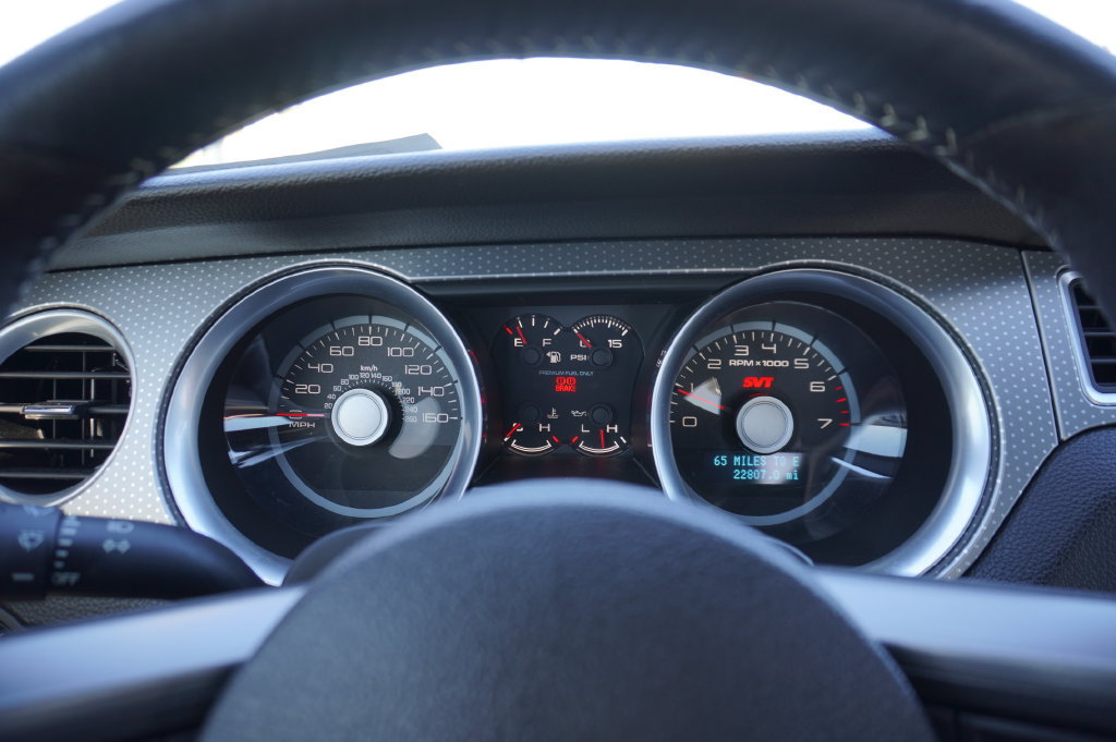 Used 2012 Ford Mustang Shelby GT500 w/ SVT Performance Pkg RWD image 15