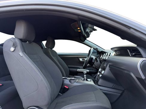 Used 2020 Ford Mustang GT RWD image 17