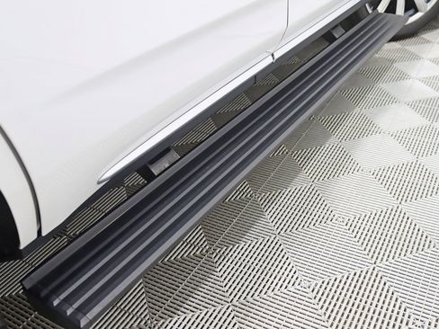 Used 2024 Cadillac Escalade Premium Luxury Platinum w/ Heavy-Duty Trailer Package image 13