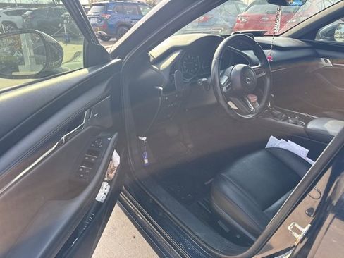 Used 2020 MAZDA MAZDA3 Hatchback w/ Preferred Package image 10