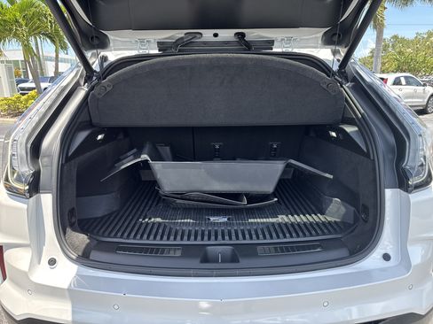Certified 2024 Cadillac XT4 Sport w/ LPO, Floor Liner Package FWD image 11