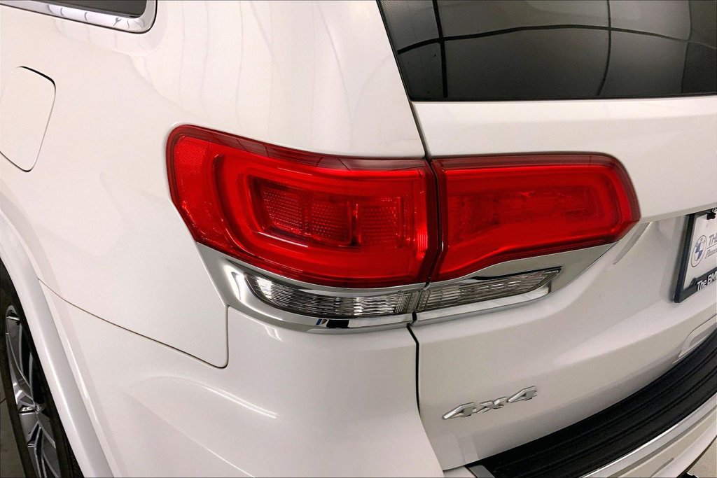 Used 2018 Jeep Grand Cherokee Overland AWD/4WD image 28