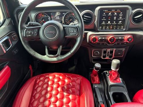 Used 2023 Jeep Wrangler Unlimited Sport AWD/4WD image 20