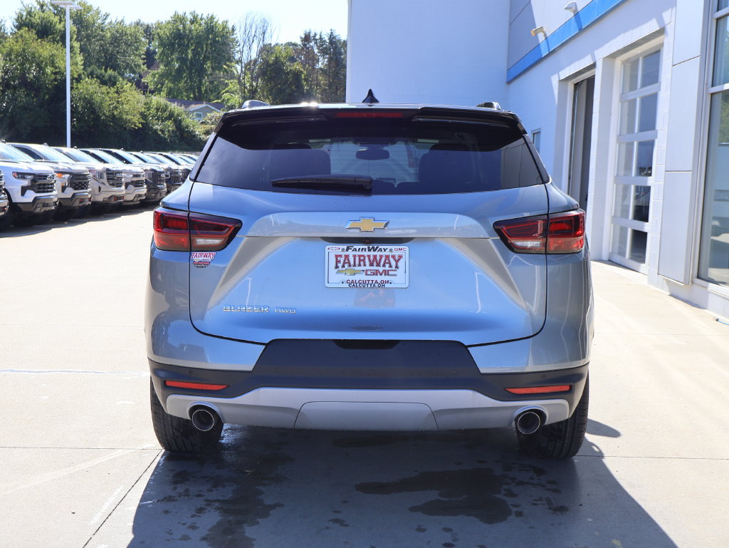 New 2026 Chevrolet Blazer LT w/ Convenience Package AWD/4WD image 9
