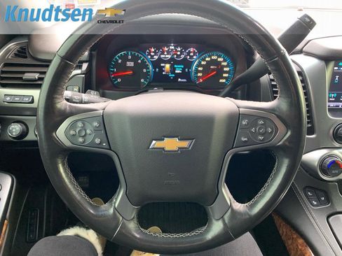 Used 2020 Chevrolet Suburban Premier image 21