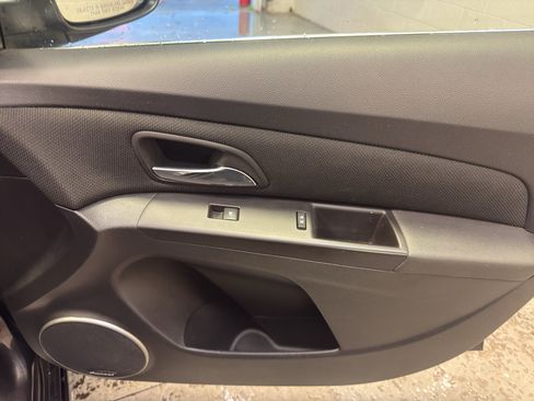 Used 2015 Chevrolet Cruze LTZ w/ Sun, Sound and Sport Package FWD image 18
