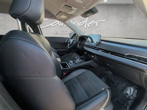 Used 2024 Mitsubishi Outlander SE image 24