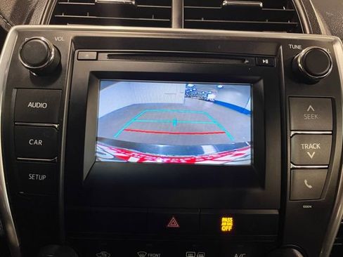 Used 2017 Toyota Camry LE image 24