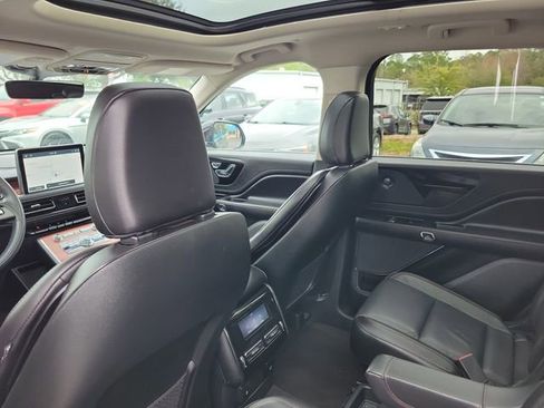 Used 2024 Lincoln Aviator Reserve image 26