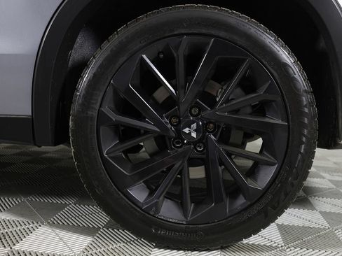 Used 2024 Mitsubishi Outlander SE Black Edition FWD image 42