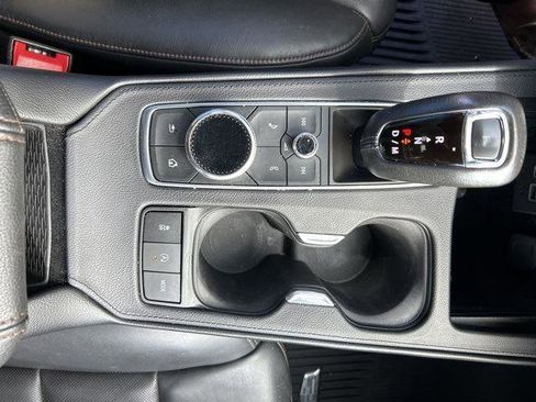 Used 2019 Cadillac XT4 Sport image 19