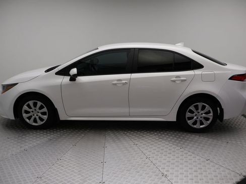 Certified 2025 Toyota Corolla LE image 12