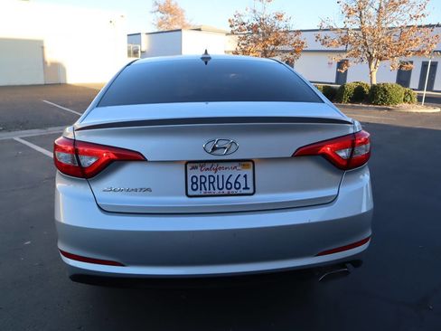 Used 2017 Hyundai Sonata SE image 18