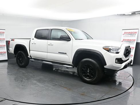 Used 2023 Toyota Tacoma SR5 image 2