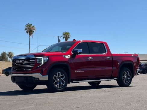 Used 2025 GMC Sierra 1500 SLT w/ SLT Premium Plus Package AWD/4WD image 2