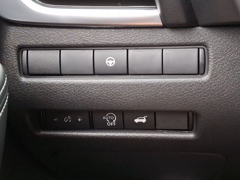 Used 2023 Nissan Rogue SL AWD/4WD image 23