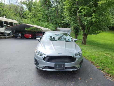 Used 2020 Ford Fusion S FWD image 2