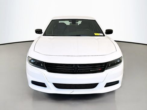 Used 2023 Dodge Charger SXT RWD image 2
