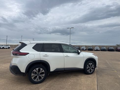 Certified 2023 Nissan Rogue SV FWD image 22