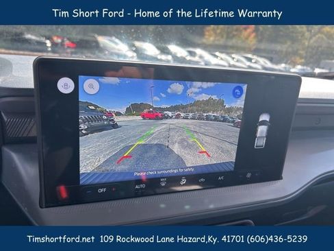 Used 2025 Ford Maverick XL image 11