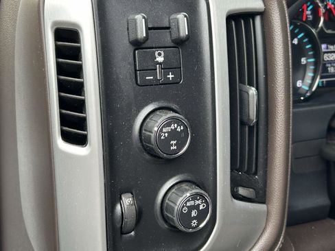 Used 2018 GMC Sierra 1500 SLT AWD/4WD image 15