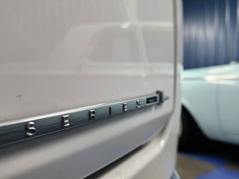 Used 2023 Jeep Wagoneer L Series II image 75