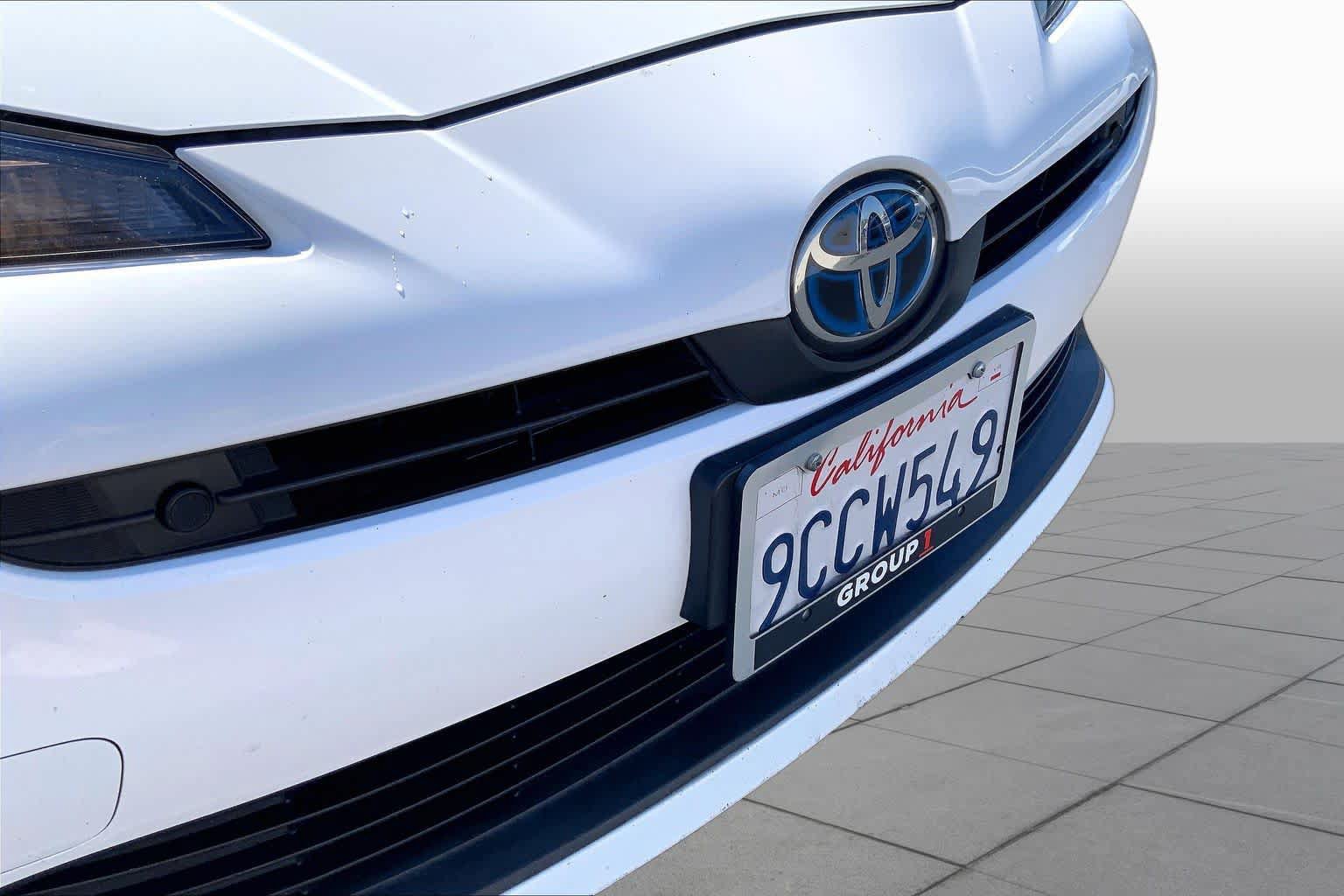 Used 2022 Toyota Prius LE FWD image 29