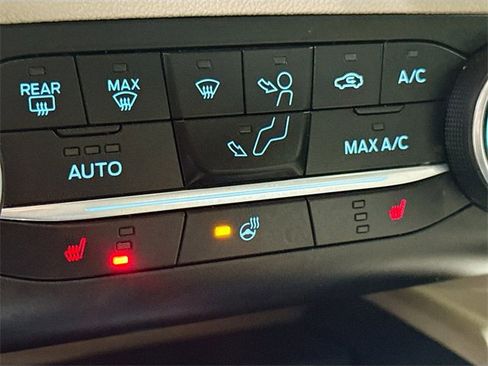 Used 2020 Ford Escape SEL image 21